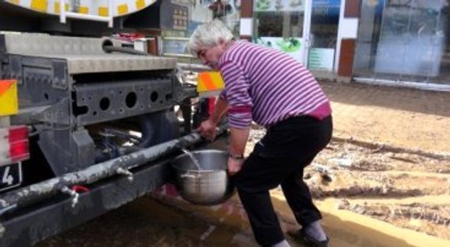 Trabzon Beşikdüzü?nde Su Çekildi, Temizlik Başladı