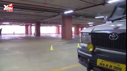 Clip cậu bé 6 tuổi trượt patin qua gầm 39 chiếc ô tô