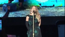 Thất vọng khi diva Mariah Carey hát nhép loạt hit 
