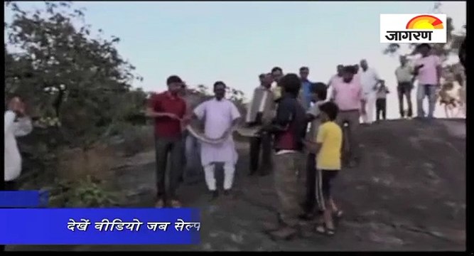 देखें वीडियो जब सेल्‍फी लेने पर अजगर को आया गुस्‍सा