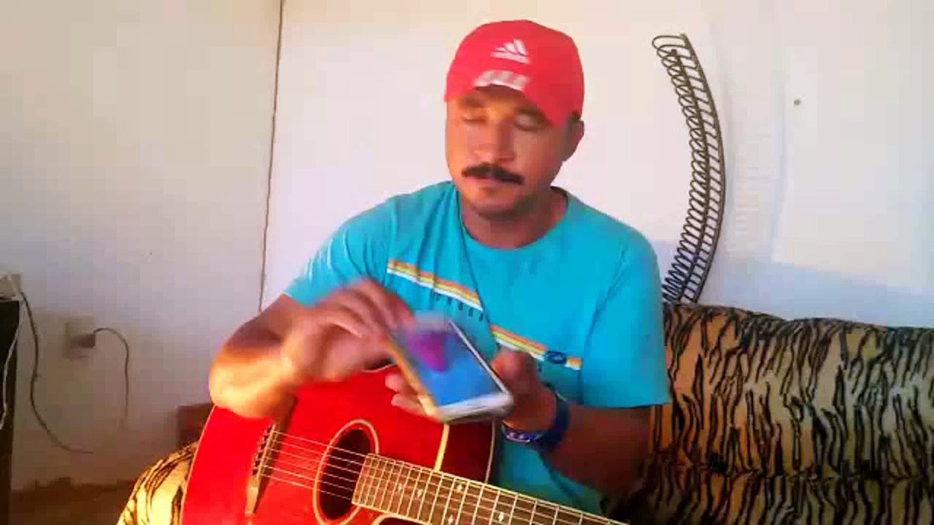 Alguém ai me ajude a divulgar está música até chegar aos ouvidos da produção ou da dupla Bruno &