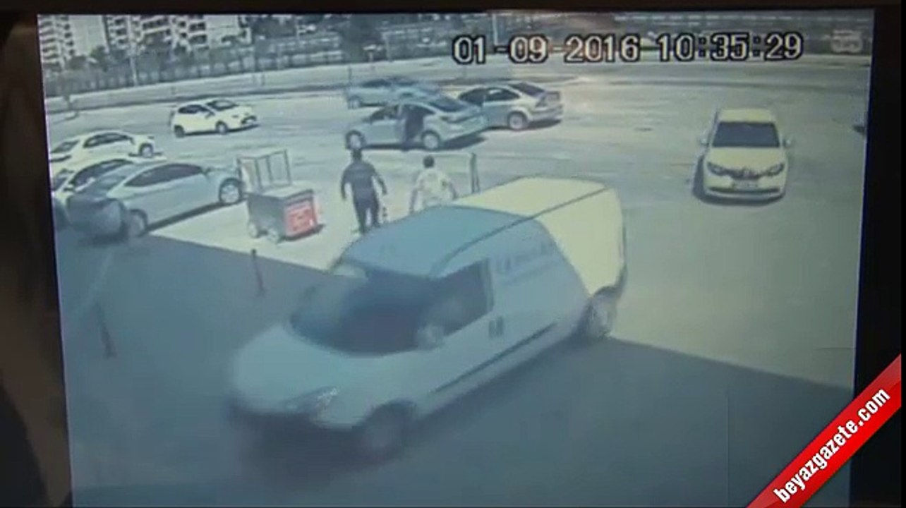 Kavgada bıçaklandıktan sonra otomobil sürdü kan kaybından öldü