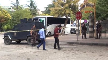 Gaziantep'te Bombalı Saldırı İhbarı Polisi Alarma Geçirdi -1