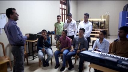 Roman Gençler İlahi Okuyacak