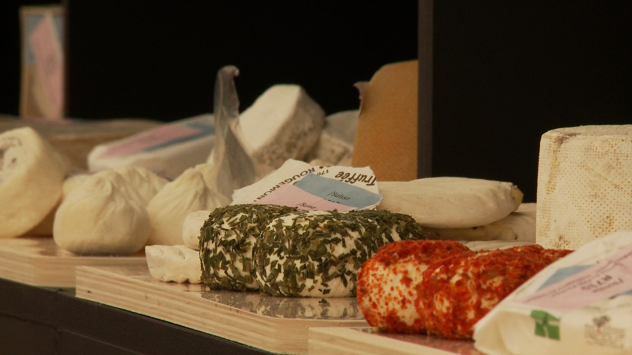 Nancy bat le record du monde du plus grand plateau de fromages !
