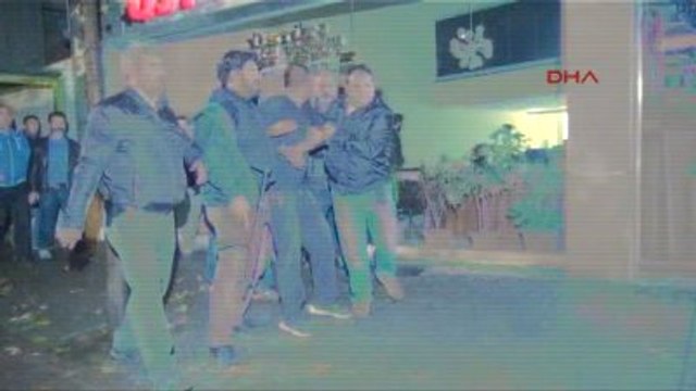 Eskişehir 2 Kişiyi Yaralayıp Evde Annesini Rehin Aldı