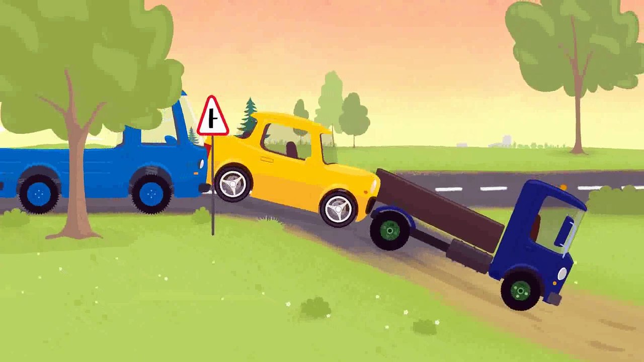 Educational cartoon. McWheelie and colorful cars. Picnic. Kids cartoons