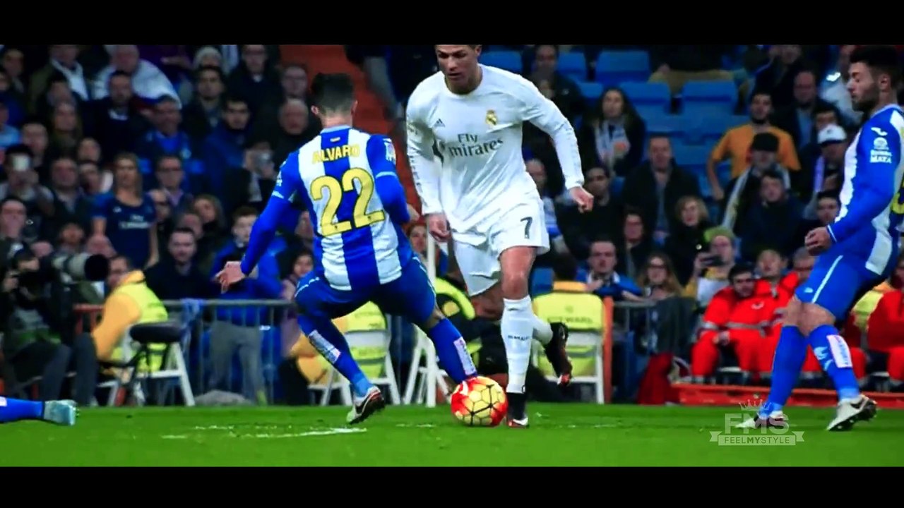 Messi vs Ronaldo - Dribbling vs Skills