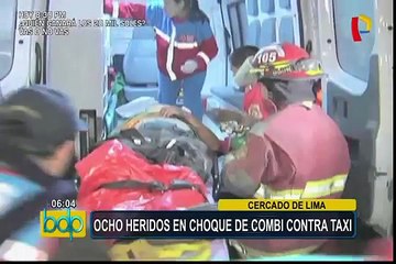 Cercado: ocho heridos en choque de combi contra taxi