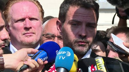 Condenan a exbróker francés Kerviel a pagar un millón de euros