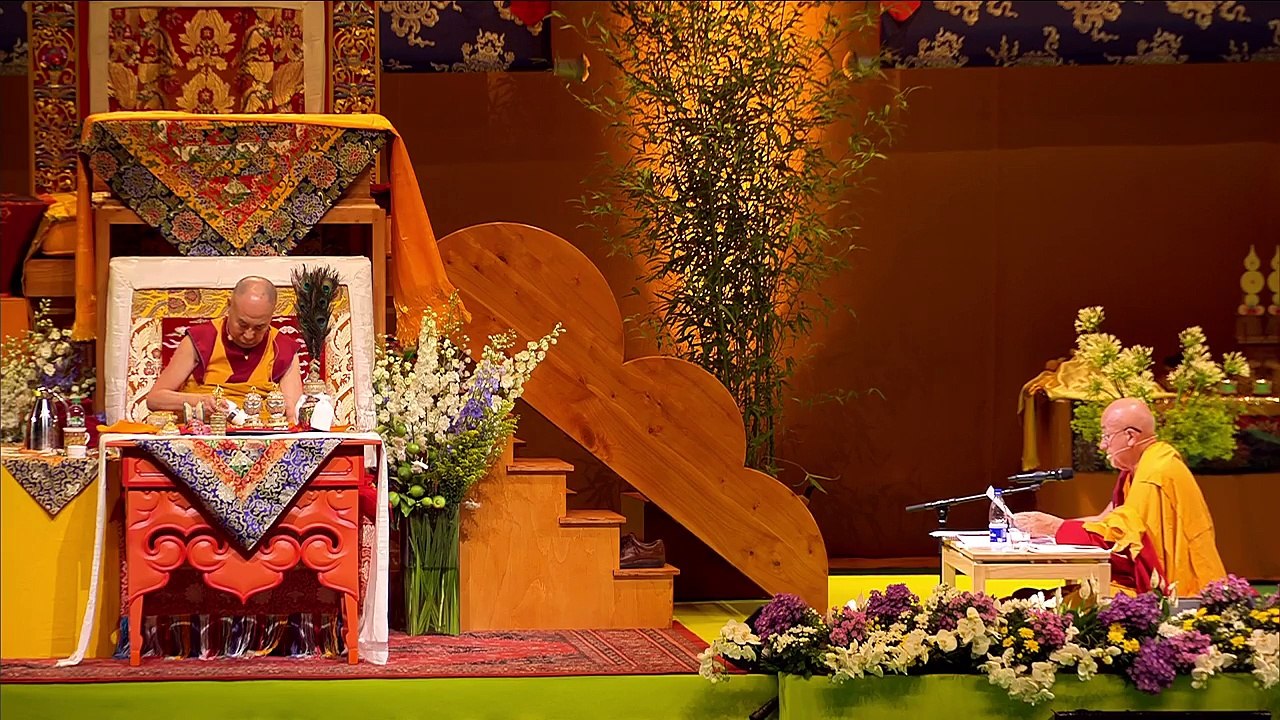 Dalai Lama France 2016 - Vorbereitung zur Initiation von Chenrezi