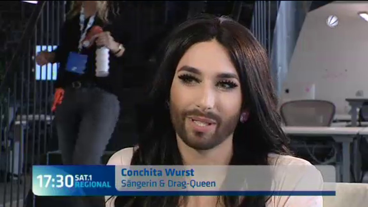 Conchita Wurst - Facebook Fan Meeting, Hamburg, 17.04.2015