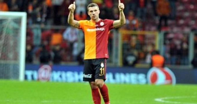 Lukas Podolski: Galatasaray'dan Ayrılmayı Düşünmüyorum