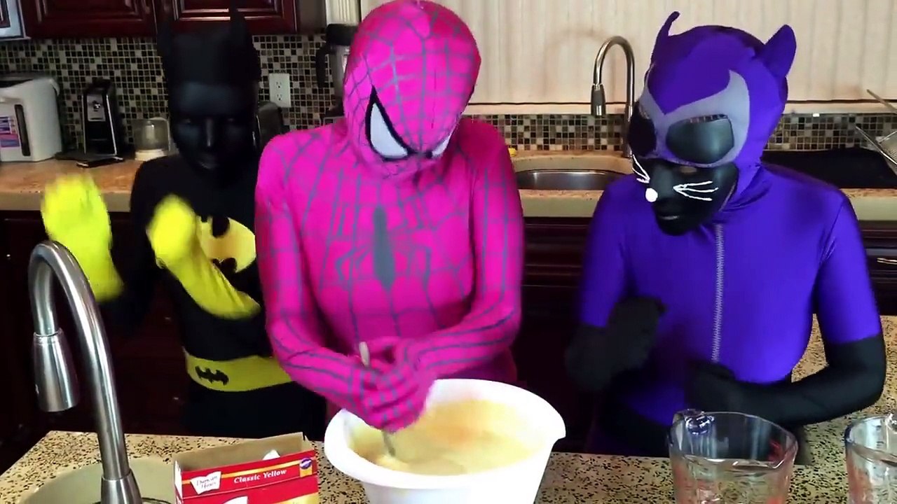 Twin Frozen Elsa Orbeez Bath! - Spiderman vs Frozen Elsa - Funny Superheroes-3ME4C5tBOls part 8