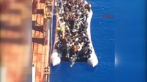 Lastik Botta Ölüme Terk Edilen 132 Göçmenin Türk Gemisi Tarafından Kurtarıldığı O Anlar