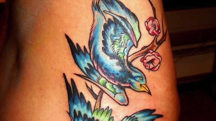 Modèle de tatouage à se faire tatouer sur le ventre pour femme