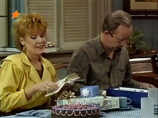 Альф. (український дубляж). Сезон 1 . Серія 9