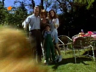 Альф. (український дубляж). Сезон 1 . Серія 10