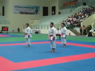 karatedo vietnam police men team kata Unsu bunkai in Vietnam games.MOV-n01kfiZECs0