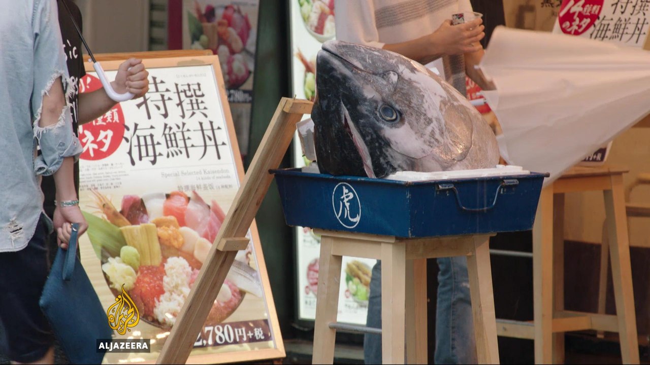 Japan: Tokyo delays fish market relocation