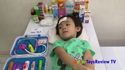 Doctors infant toys - baby training to be a doctor 6