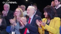Regno Unito: Jeremy Corbyn rieletto leader del Labour con ampia maggioranza