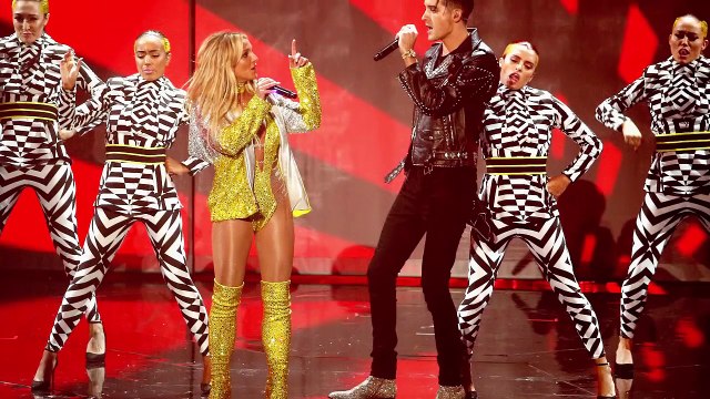 Britney Spears CROTCH GRABS G-Eazy During 2016 MTV VMAs Performance