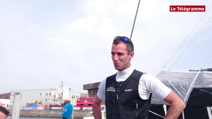 Descargar video: Voile. Défi Azimut (Imoca). Armel Le Cléac'h donne le ton