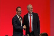 Jeremy Corbyn, reelegido como líder laborista