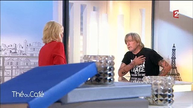 Renaud surprend en passant 1h sur France 2 avec un T-shirt dénonçant l'incarcération du berger de Cargèse Yvan Colonna