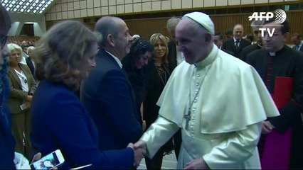 Papa recebe familiares e vítimas do atentado de Nice