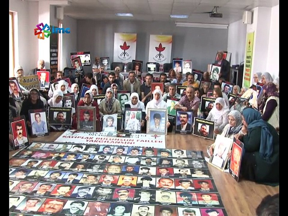 Kayıp yakınları Van, Diyarbakır ve Batman'da ad...