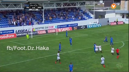 Coupe de Ciseaux d'Okacha Hamzaoui : Technique et Conseils pour un Résultat Parfait ✂️