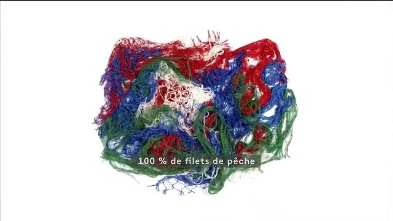 Thalassa : quand les déchets des océans deviennent des vêtements