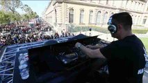 Miles de personas celebran la música electrónica en la Technoparade de París