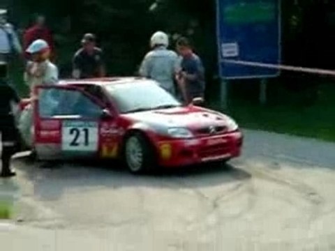 Rally-2005-citroen-saxo-s1600