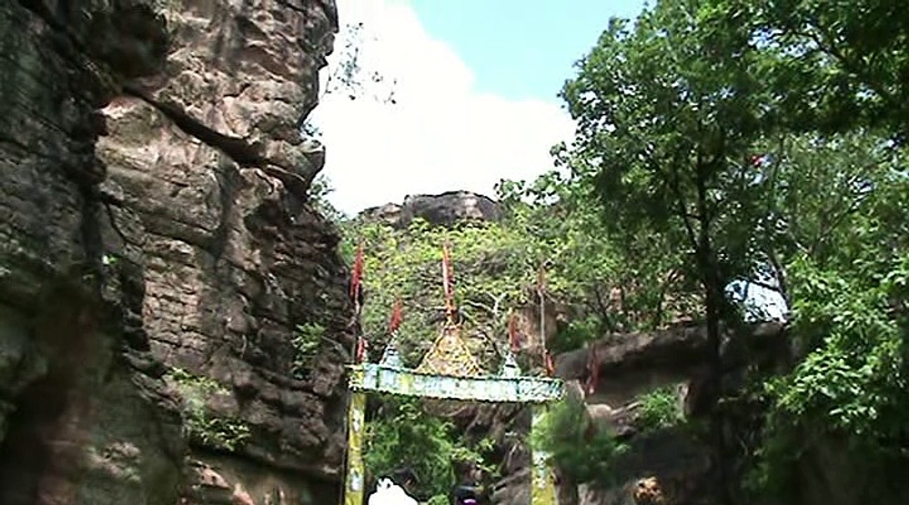 Bhimbetka Rock Shelter . Madhya Pradesh