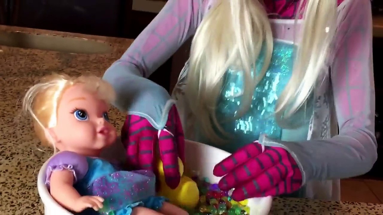 Twin Frozen Elsa Orbeez Bath! - Spiderman vs Frozen Elsa - Funny Superheroes-3ME4C5tBOls part 5