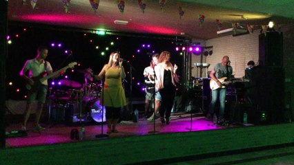 That's Life: All American Girls/Sex Bomb