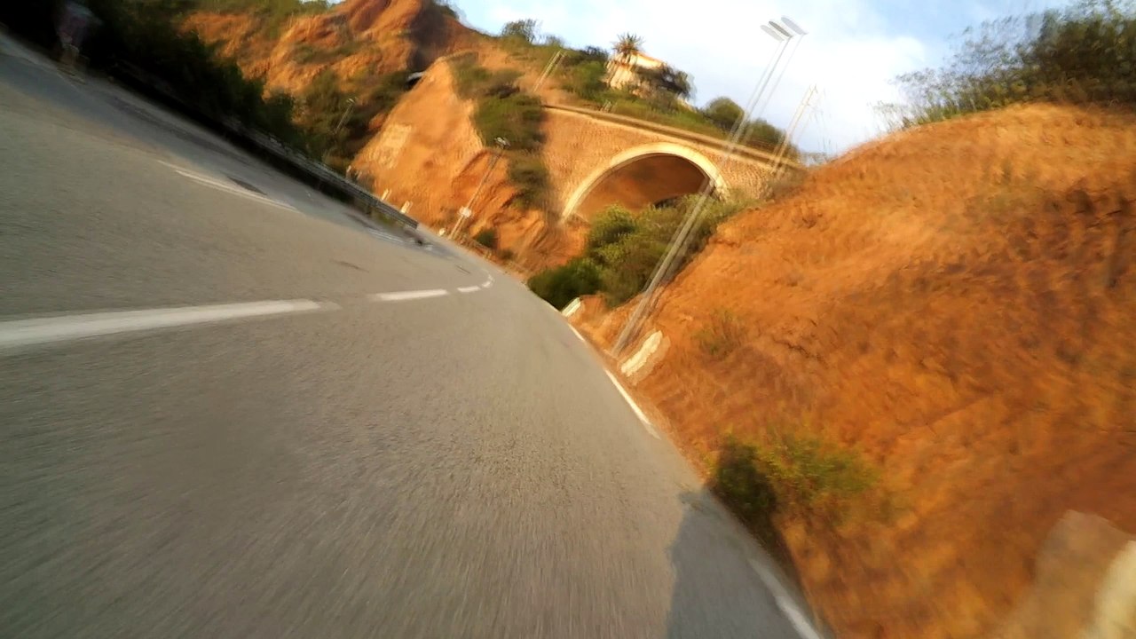 Prise en main Aprilia RSV-R :)