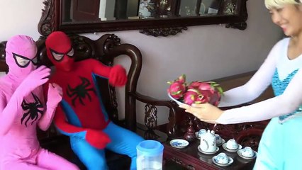 Fart in the mouth Joker haha Spiderman Frozen elsa vs Pinks SpiderGirl Superheroes Funny Pranks-1