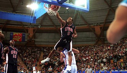 Il y a 16 ans Vince Carter réalisait le dunk le plus fameux de l’histoire