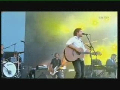 James Morrison - You give me something. Isle of Wight 2007