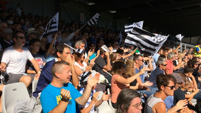 Les supporters du RCV font vibrer la Rabine !