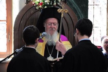 İzmir Bartolomeos: Faaliyetlerimiz Kesinlikle Siyasi Değildir