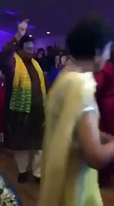 General Pervez Musharaf dance with wife in Wedding function in usa 2016