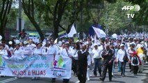 Marchan en México contra iniciativa de legalizar matrimonios gay