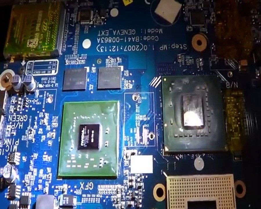 Réparer carte graphique PC portable - Ecran dévisé ou noir.