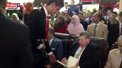 بالفيديو.. تعرف على رسالة وزير التعليم العالى بخط يده لطلاب جامعة بنها
