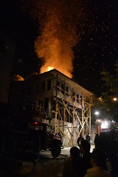 Safranbolu'da 150 Yıllık Tarihi Konak Kül Oldu